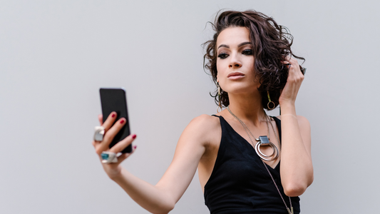Instagram vs. Reality: Navigating Client Expectations in the Age of Filters